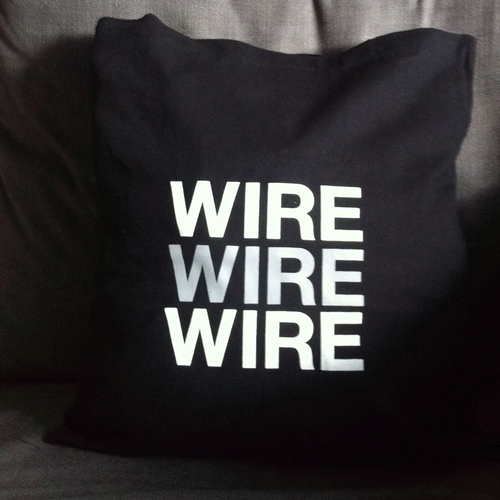View full size Wire - Wire - black cushion